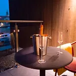 Апартаменты Easy Rent- The Art, Centrum, Free Parking