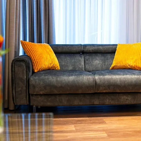 Easy Rent- The Art, Centrum, Free Parking דירה