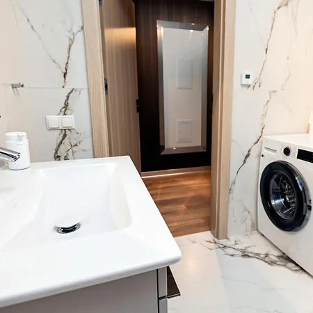 Easy Rent- The Art, Centrum, Free Parking * לובלין