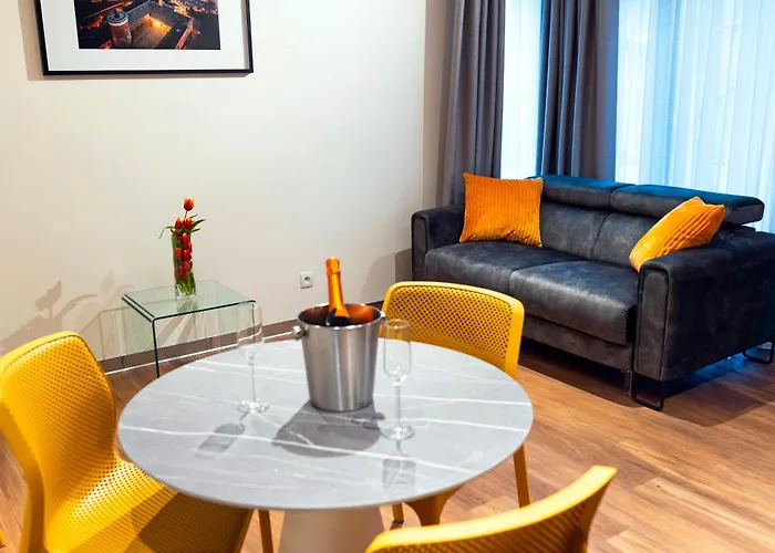 Apartmán Easy Rent- The Art, Centrum, Free Parking *